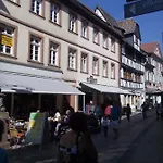 Lejlighed Mittendrin Mit Parkplatz *