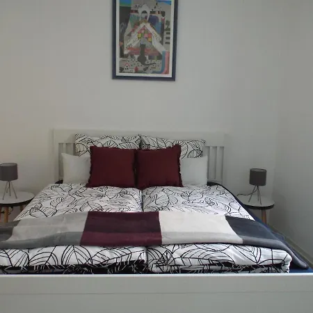 Mittendrin Mit Parkplatz Apartment *