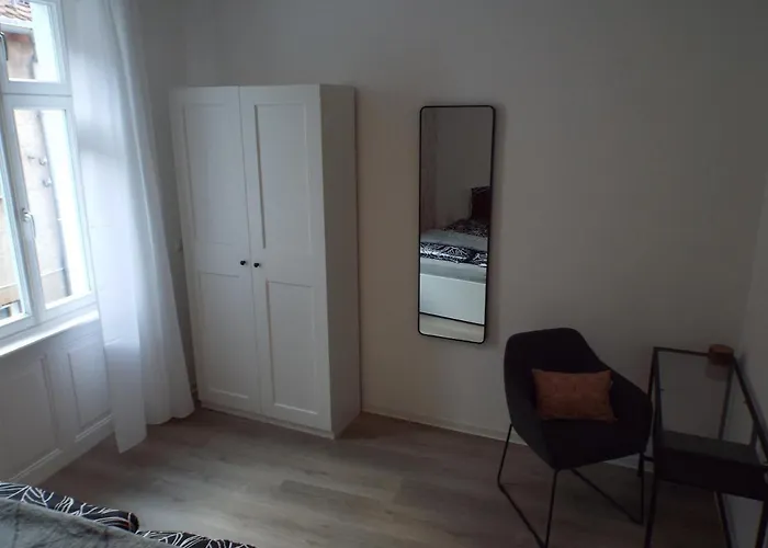 公寓 Mittendrin Mit Parkplatz Neustadt an der Weinstraße