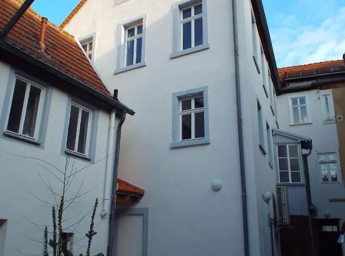 公寓 Mittendrin Mit Parkplatz *