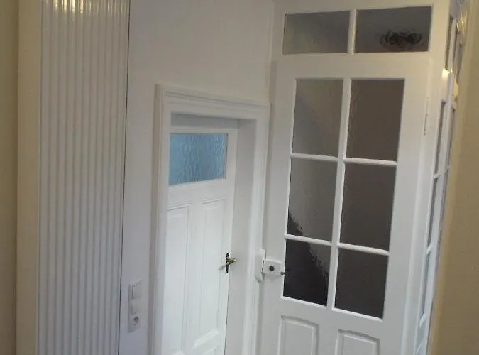 公寓 Mittendrin Mit Parkplatz *